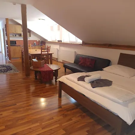 Archa * Mikulov