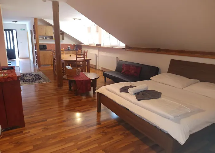 Archa * Mikulov