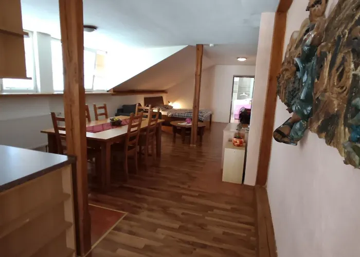 Archa * Mikulov